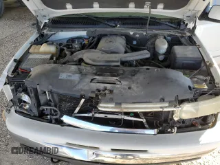 2003 Chevrolet Suburban LT with VIN 3GNFK16Z33G218425, listed as a Copart auction lot 81138144 with 246,985 mi miles and Salvage title. Bid and sale history available at DreamBid. Image 14.