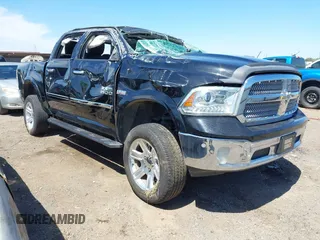 2015 Ram 1500 Laramie Limited z VIN 1C6RR7PT5FS552426, wystawiony jako IAAI lot #42039997 z przebiegiem 167 944 mil mil oraz . Historia ofert i sprzedaży dostępna na DreamBid. Obrazek 1.