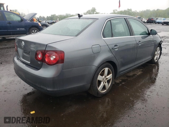 2008 Volkswagen Jetta SE with VIN 3VWRZ71K38M025776, listed as a Copart auction lot 55985785 with 200,694 mi miles and Salvage title. Bid and sale history available at DreamBid. Image 3.