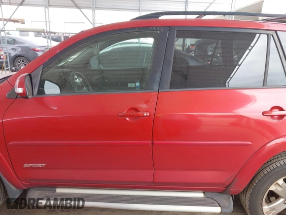 2010 Toyota RAV4 Sport z VIN JTMWF4DV2A5028148, wystawiony jako IAAI lot #41626763 z przebiegiem 155 075 mil mil oraz . Historia ofert i sprzedaży dostępna na DreamBid. Obrazek 15.