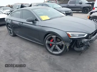 2019 Audi S5 Sportback Prestige z VIN WAUC4CF57KA096631, wystawiony jako IAAI lot #41932489 z przebiegiem 56 773 mil mil oraz . Historia ofert i sprzedaży dostępna na DreamBid. Obrazek 1.
