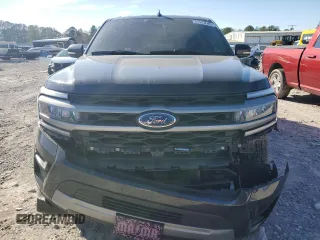 2023 Ford Expedition XLT with VIN 1FMJU1H82PEA61870, listed as a Copart auction lot 87523845 with 44,044 mi miles and Salvage Title. Bid and sale history available at carsss.com. Image 5.