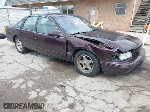 1995 Chevrolet Caprice z VIN 1G1BL52PXSR184877, wystawiony jako IAAI lot #42105547 z przebiegiem 109 845 mil mil oraz . Historia ofert i sprzedaży dostępna na DreamBid. Obrazek 1.
