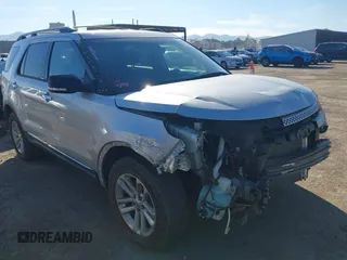 2014 Ford Explorer XLT z VIN 1FM5K8D88EGB44159, wystawiony jako IAAI lot #41329479 z przebiegiem 110 519 mil mil oraz . Historia ofert i sprzedaży dostępna na DreamBid. Obrazek 1.