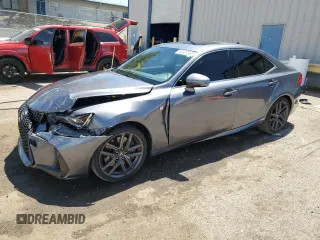 2019 Lexus IS 300 z VIN JTHBA1D28K5096956, wystawiony jako Copart lot #54837935 z przebiegiem 109 948 mil mil oraz Szkody całkowita. Historia ofert i sprzedaży dostępna na DreamBid. Obrazek 1.