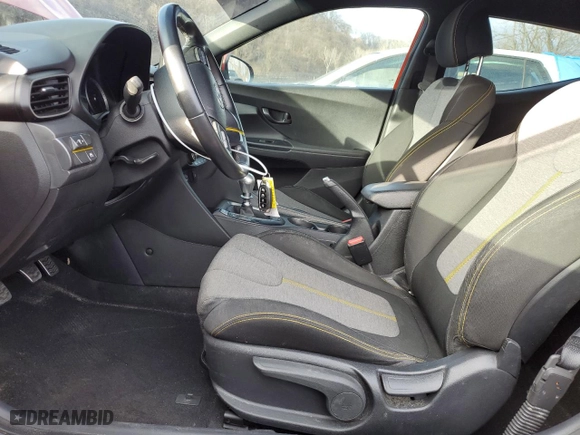 2019 Hyundai Veloster Turbo with VIN KMHTH6AB0KU018904, listed as a Copart auction lot 89337545 with 82,877 mi miles and Salvage Title. Bid and sale history available at carsss.com. Image 7.
