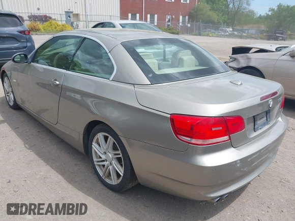 2008 BMW 3 Series 328i with VIN WBAWL13598PX20136, listed as a IAAI auction lot 42233563 with 181,773 mi miles and . Bid and sale history available at DreamBid. Image 3.