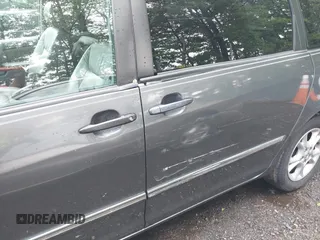 2006 Toyota Sienna XLE z VIN 5TDZA22C36S535207, wystawiony jako IAAI lot #42521737 z przebiegiem 147 801 mil mil oraz . Historia ofert i sprzedaży dostępna na DreamBid. Obrazek 6.