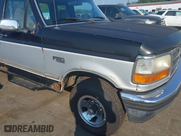 1996 Ford F-150 with VIN 1FTEX14H0TKA49456, listed as a IAAI auction lot 42689128 with 243,331 mi miles and . Bid and sale history available at DreamBid. Image 6.