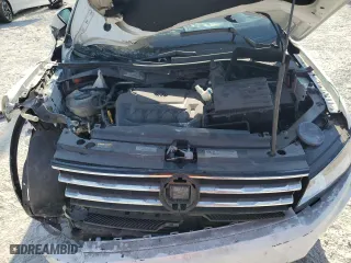 2018 Volkswagen Tiguan SEL with VIN 3VV3B7AX9JM215887, listed as a Copart auction lot 53504555 with 65,895 mi miles and Clean Title. Bid and sale history available at carsss.com. Image 12.