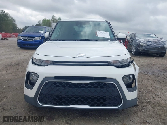 2021 Kia Soul LX with VIN KNDJ23AUXM7136683, listed as a IAAI auction lot 41905050 with 57,562 mi miles. Bid and sale history available at carsss.com. Image 12.