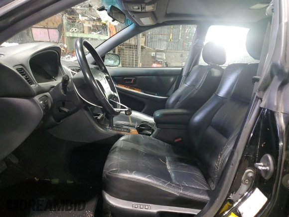 1998 Lexus ES 300 Luxury Sport Sdn with VIN JT8BF28G5W5031100, listed as a Copart auction lot 83019814 with 0 mi miles and Salvage Title. Bid and sale history available at carsss.com. Image 7.