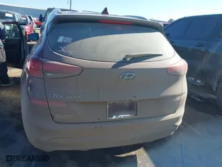 2019 Hyundai Tucson Value with VIN KM8J33A40KU077246, listed as a IAAI auction lot 41344888 with 72,259 mi miles. Bid and sale history available at carsss.com. Image 17.