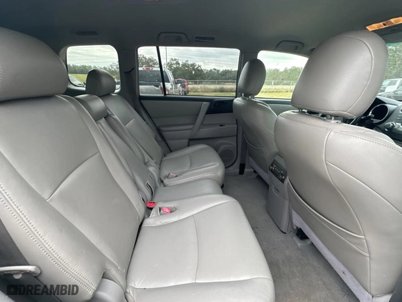 2009 Toyota Highlander with VIN JTEDS41A392074455, listed as a Copart auction lot 82014944 with 231,088 mi miles and Clean Title. Bid and sale history available at carsss.com. Image 6.