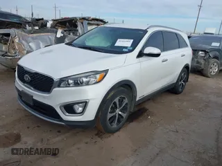 2016 Kia Sorento EX with VIN 5XYPHDA5XGG158150, listed as a IAAI auction lot 41416901 with 111,954 mi miles. Bid and sale history available at carsss.com. Image 17.