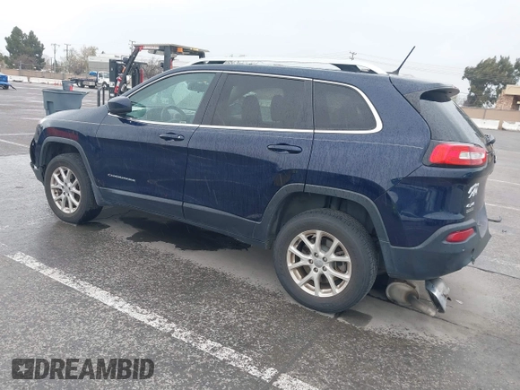 2015 Jeep Cherokee Latitude with VIN 1C4PJMCS2FW538575, listed as a IAAI auction lot 41799474 with 88,197 mi miles and . Bid and sale history available at DreamBid. Image 3.