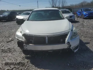 2015 Nissan Altima 2.5 S with VIN 1N4AL3AP0FN395372, listed as a Copart auction lot 48301755 with 186,538 mi miles and Salvage Title. Bid and sale history available at carsss.com. Image 5.