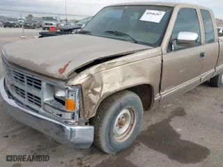 1994 Chevrolet C/K 1500 with VIN 2GCEC19K1R1223706, listed as a IAAI auction lot 40946207 with 206,975 mi miles. Bid and sale history available at carsss.com. Image 6.
