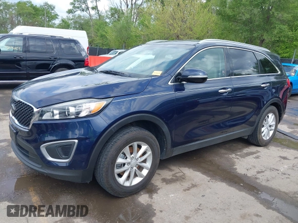 2017 Kia Sorento LX z VIN 5XYPG4A3XHG287217, wystawiony jako IAAI lot #42067077 z przebiegiem 112 324 mil mil oraz . Historia ofert i sprzedaży dostępna na DreamBid. Obrazek 20.