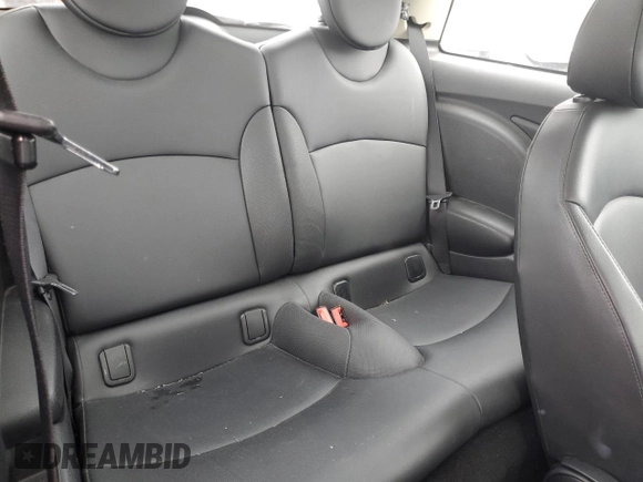 2013 MINI Hardtop S with VIN WMWSV3C56DT389389, listed as a Copart auction lot 89288615 with 85,001 mi miles and Salvage title. Bid and sale history available at DreamBid. Image 10.