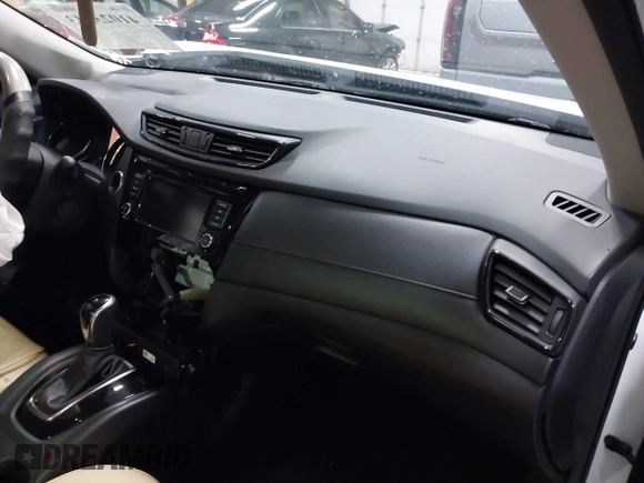2020 Nissan Rogue SL with VIN 5N1AT2MV3LC793399, listed as a IAAI auction lot 41023343 with 94,004 mi miles and . Bid and sale history available at DreamBid. Image 5.