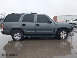 2002 Chevrolet Tahoe LS with VIN 1GNEC13Z92R188066, listed as a IAAI auction lot 41536097 with 257,125 mi miles. Bid and sale history available at carsss.com. Image 14.