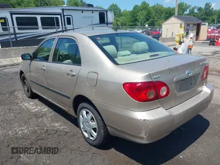 2007 Toyota Corolla CE с VIN 2T1BR32EX7C742236, выставлен на аукционе IAAI как лот 42558350 с пробегом Не указан миль и . История ставок и продаж доступна на DreamBid. Изображение 3.