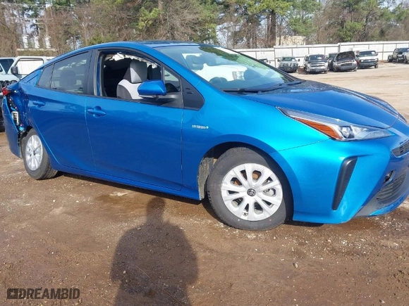 2022 Toyota Prius L Eco with VIN JTDKAMFU2N3187755, listed as a IAAI auction lot 41717916 with 51,015 mi miles. Bid and sale history available at carsss.com. Image 1.