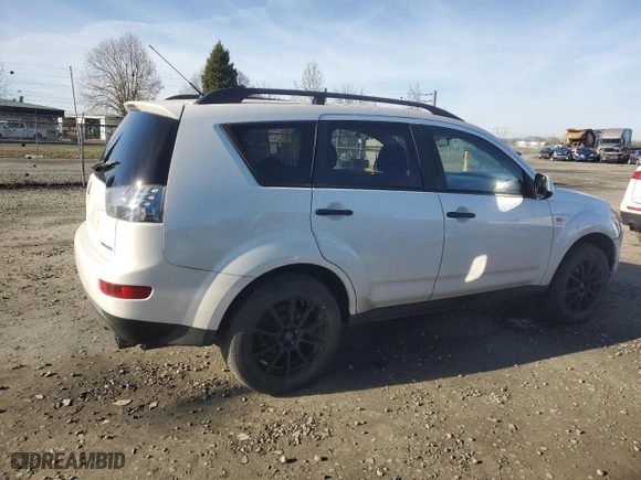 2007 Mitsubishi Outlander LS with VIN JA4MT31X07Z013806, listed as a Copart auction lot 89101575 with 215,953 mi miles and Salvage Title. Bid and sale history available at carsss.com. Image 3.