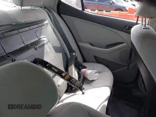 2013 Kia Optima LX z VIN 5XXGM4A73DG094160, wystawiony jako IAAI lot #41523337 z przebiegiem Nie podano mil oraz . Historia ofert i sprzedaży dostępna na DreamBid. Obrazek 8.