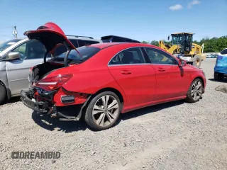 2019 Mercedes-Benz CLA 250 z VIN WDDSJ4GB3KN724488, wystawiony jako Copart lot #57638645 z przebiegiem 49 989 mil mil oraz Szkoda całkowita • Salvage title. Historia ofert i sprzedaży dostępna na DreamBid. Obrazek 3.