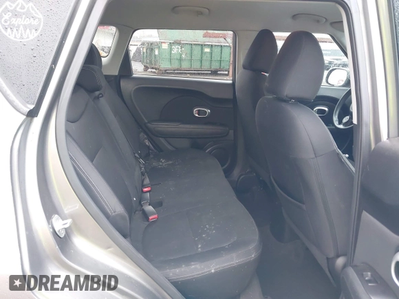 2014 Kia Soul with VIN KNDJN2A22E7046591, listed as a IAAI auction lot 41714648 with 157,363 mi miles. Bid and sale history available at carsss.com. Image 8.