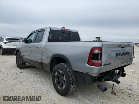 2019 Ram 1500 Rebel z VIN 1C6SRFET0KN841074, wystawiony jako Copart lot #45288845 z przebiegiem 74 013 mil mil oraz Szkoda całkowita • Salvage title. Historia ofert i sprzedaży dostępna na DreamBid. Obrazek 2.