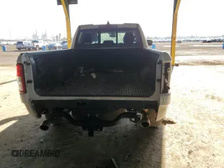 2022 Ram 1500 Big Horn z VIN 1C6RREBT8NN201776, wystawiony jako Copart lot #48359675 z przebiegiem 109 030 mil mil oraz Szkoda całkowita • Salvage title. Historia ofert i sprzedaży dostępna na DreamBid. Obrazek 6.