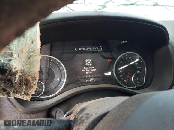 2022 Ram 1500 Lone Star with VIN 1C6RREFM3NN446083, listed as a Copart auction lot 63401294 with 41,239 mi miles and Non repairable. Bid and sale history available at DreamBid. Image 9.