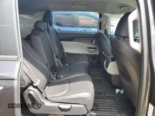 2024 Kia Carnival LX with VIN KNDNB4H34R6348089, listed as a Copart auction lot 57457544 with 12,442 mi miles and Non Repairable. Bid and sale history available at carsss.com. Image 11.
