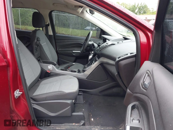 2013 Ford Escape SE z VIN 1FMCU0GX2DUD33640, wystawiony jako IAAI lot #42255552 z przebiegiem 150 018 mil mil oraz . Historia ofert i sprzedaży dostępna na DreamBid. Obrazek 5.