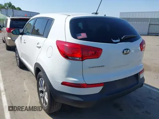 2015 Kia Sportage LX with VIN KNDPB3AC9F7715443, listed as a IAAI auction lot 42183933 with 115,211 mi miles and . Bid and sale history available at carsss.com. Image 3.