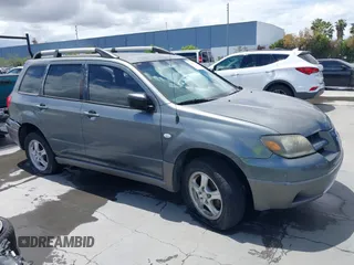 2003 Mitsubishi Outlander LS z VIN JA4LX31G73U063383, wystawiony jako IAAI lot #42254143 z przebiegiem 177 968 mil mil oraz . Historia ofert i sprzedaży dostępna na DreamBid. Obrazek 1.