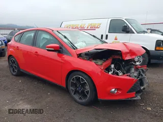 2014 Ford Focus SE with VIN 1FADP3K29EL111106, listed as a IAAI auction lot 41070212 with 72,730 mi miles. Bid and sale history available at carsss.com. Image 1.