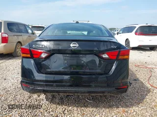 2024 Nissan Altima 2.5 SV with VIN 1N4BL4DV6RN336559, listed as a IAAI auction lot 42120126 with 51,012 mi miles. Bid and sale history available at carsss.com. Image 16.