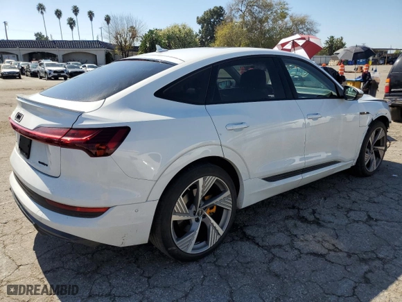 2022 Audi e-tron Sportback Prestige with VIN WA13AAGE2NB036392, listed as a Copart auction lot 44738204 with 28,232 mi miles. Bid and sale history available at carsss.com. Image 3.