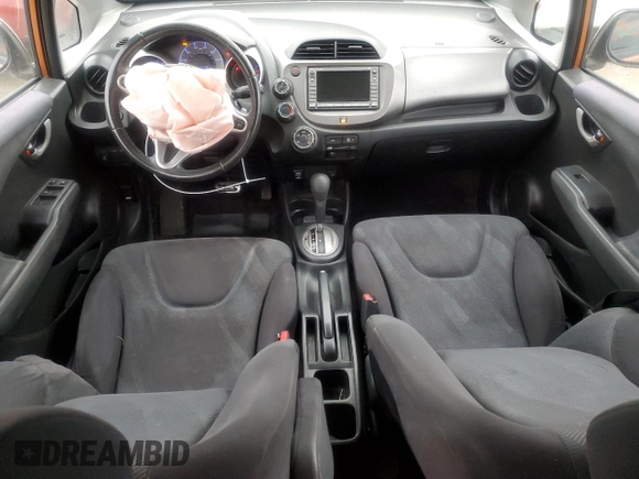 2010 Honda Fit Sport с VIN JHMGE8H6XAS008103, выставлен на аукционе Copart как лот 80005364 с пробегом 162 210 миль миль и На запчасти • Non repairable. История ставок и продаж доступна на DreamBid. Изображение 8.