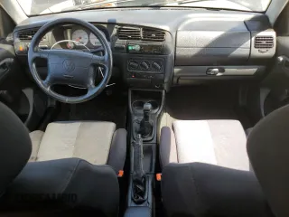 1997 Volkswagen Golf z VIN 3VWLB81H1VM098970, wystawiony jako Copart lot #52580705 z przebiegiem 193 509 mil mil oraz Czysty tytuł • Clean title. Historia ofert i sprzedaży dostępna na DreamBid. Obrazek 8.