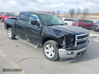 2014 Chevrolet Silverado 1500 LT with VIN 3GCUKREC4EG438512, listed as a IAAI auction lot 41008643 with 190,099 mi miles. Bid and sale history available at carsss.com. Image 1.