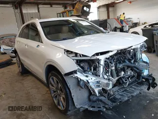 2019 Cadillac XT4 AWD Premium Luxury z VIN 1GYFZDR44KF183376, wystawiony jako IAAI lot #42691982 z przebiegiem 39 066 mil mil oraz . Historia ofert i sprzedaży dostępna na DreamBid. Obrazek 1.