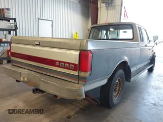 1991 Ford F-250 with VIN 1FTHX25G3MKA39966, listed as a IAAI auction lot 42669671 with 889,505 mi miles and . Bid and sale history available at DreamBid. Image 4.
