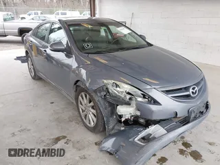2011 Mazda Mazda6 i Touring with VIN 1YVHZ8CH8B5M30397, listed as a IAAI auction lot 41841497 with 181,744 mi miles. Bid and sale history available at carsss.com. Image 1.