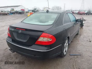 2007 Mercedes-Benz CLK-Class 5.5L with VIN WDBTJ72H77F214706, listed as a IAAI auction lot 41471332 with 87,310 mi miles. Bid and sale history available at carsss.com. Image 4.