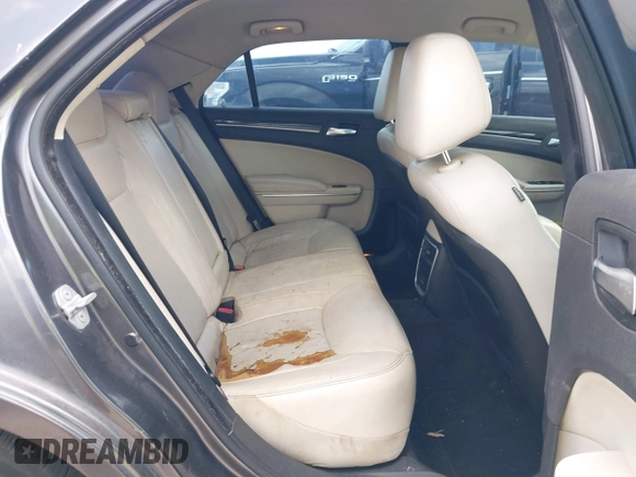2015 Chrysler 300 Limited with VIN 2C3CCAAG4FH814179, listed as a IAAI auction lot 42058849 with 167,946 mi miles. Bid and sale history available at carsss.com. Image 8.